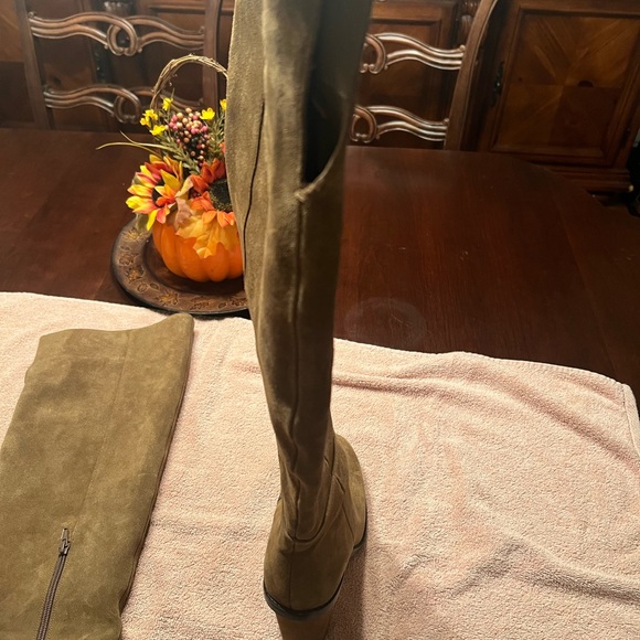 Gianni Bini heeled over the knee boots size 10 worn once! - Picture 6 of 7